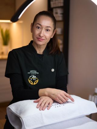 Ďakujem Vám 🤍 za Vašu podporu Už je to 9 rokov, počas ktorých som mala možnosť : - starať sa o Vašu pleť - dopriať Vám...